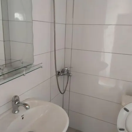 דירה Dervishaj 2